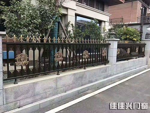 铝合金围栏